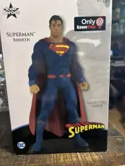 Superman Rebirth Collectible Statue