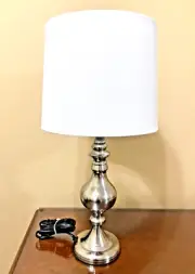 21.5" Silver Tone Table Lamp with Sparkling White Recessed Shade - Excellent!