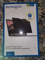 ONE Kensington MacBook Pro 13 2016 & Late Magnetic Privacy Screen K64490WW