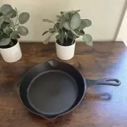 Cabela’s 10 inch Cast Iron Skillet Pre Seasoned
