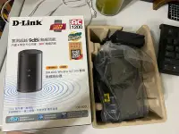 在飛比找Yahoo!奇摩拍賣優惠-D-LINK 雙頻無線路由器 Wireless AC1200