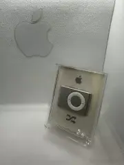 Apple iPod Shuffle 2. Generation Silver 1GB Sealed New A1204