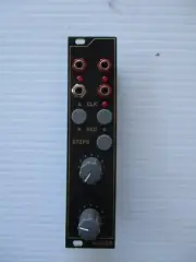 PHRSR (pronounced "phraser") two channel 1-16 step knob recorder / sequencer