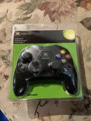 New Sealed Microsoft K8600013 XBOX Controller - Black