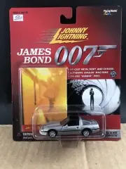 Johnny Lightning James Bond 007 A View To A Kill Chevy Corvette 1:64