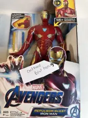 Marvel Avengers Repulsor Blast Iron Man talking Action Figure