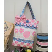 Quilting Sewing Quilt Bag Pattern BETSY BUG Rivendale Collection