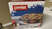 NIB Limited Edition holiday Christmas trees 2 Piece Pyrex serverware Set