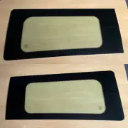 Ford Transit Custom 2014-23 Pair Of Front Fixed Windows In Green