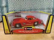 1954 MERCEDES-BENZ 300 SL 1:18 SCALE BBURAGO OPENING HOOD, DOORS & TRUNK