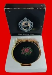 Vintage HTF Big Max Factor Club Gold Embroidered Mirror Compact Purse Orig. Box