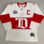Mitchell & Ness Mens XL Lidstrom Detroit Red Wings Winter Classic 2009 Jersey