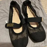 在飛比找PopChill優惠-[二手] Christian Dior 透膚娃娃平底鞋