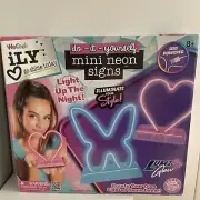 NEW We Cool iLY Do-it-Yourself Mini Neon Signs Kit, Activity Kings, Ages 8+