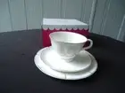 Maxwell & Williams blush white & gold trio tea cup & saucer plate set in box