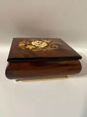 Art.Decor ITALIAN WODDEN MUSIC BOX PLAYS "Fur Elise"