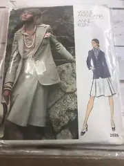 Vogue Anne Klein Skirt Suit Jacket Shirt Scarf Sewing Pattern 2825 Size 10