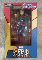 Diamond Select Toys and Marvel's Gallery statue of Captain Marvel Mohawk! NEW!