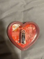 2018 Hexbug Nano 477-6369 Valentine Love Bug, With Heart Shaped Case