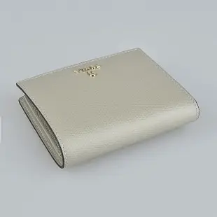 【FURLA 芙拉】FURLA CAMELIA金屬LOGO荔枝紋牛皮4卡釦式摺疊短夾(大理石灰)