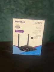 NETGEAR AC1200 Dual Band WiFi Router Model R6120 - Factory Sealed New