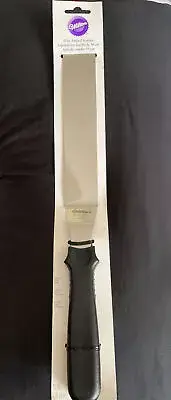 Wilton 15” IN Angled Spatula