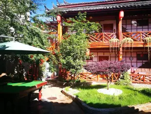 麗江束河東院客棧雪山店Suhe Dong Yard Guest House Xueshan Branch