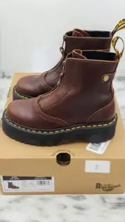 DR. MARTENS JETTA ZIPPED JETTA LEATHER PLATFORM BOOTS in Dark Brown MSRP$250