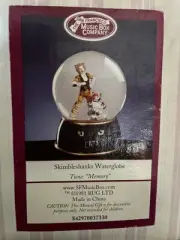 1981 Cats Broadway Musical San Francisco Music Box Company Souvenir Snow Globe
