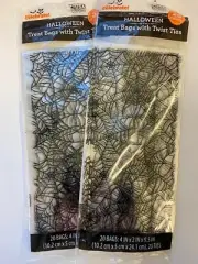 40 (2 packs of 20) Halloween trick or treat bags spider web design 4" x 9.5"