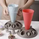 Piping Bag Holder, Plastic Pastry Bag Stand, Convenient Filling Icing Holder