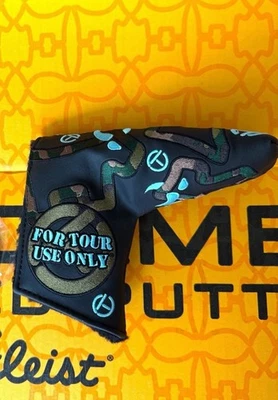 Scotty Cameron Circle T Camo & Tiff Blue Bull Dog Headcover