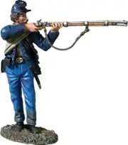 Federal Irish Brigade Standing Firing No. 1 - W. Britain's #31352 Toy Soldier
