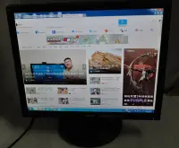 在飛比找Yahoo!奇摩拍賣優惠-華碩 ASUS VB195 19吋 LCD 液晶螢幕(防刮玻