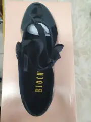 Bloch Girls Tap Dance Shoes Size M 1 1/2