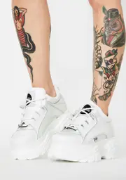 [Buffalo London] White Classic Low Patent Leather Sneakers