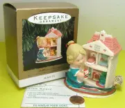Hallmark Keepsake Ornament "Dollhouse Dreams" 1993 Magic Flickering Lights