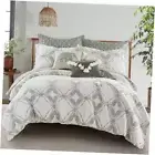 - Kemala Sage Quilt Set - King Quilt and Two King Shams - King/Cal King Quilt