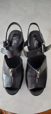 Wittner black leather platform shoes Size 38