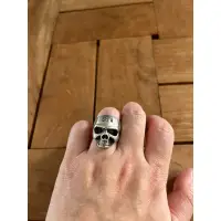 在飛比找蝦皮購物優惠-日本設計師銀質骷顱頭戒指