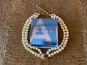 VTG 2005 AVON PRESIDENTS CLUB RECOGNITION NECKLACE PEARLESQUE REVERSIBLE NIB