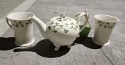 Shannon Godinger Irish Shamrock 2 Cup Porcelain Teapot - New - Comes W/ 2 Mugs