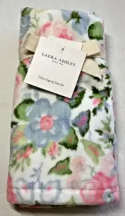 LAURA ASHLEY FINGERTIP TOWELS (2) FLORAL 12 X 18 100% COTTON NWT