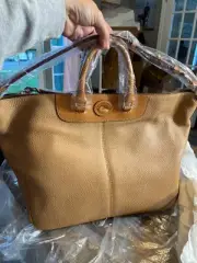 Dooney & Bourke Large Convertible Hobo NWT