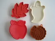 4 Cute HALLMARK Cookie Cutters for Fall Halloween Leaf, Apple, Ghost, Turkey NEW