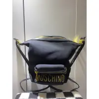 在飛比找蝦皮購物優惠-MOSCHINO 別針熊 黑色太空棉燙金字後背包