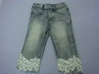 在飛比找Yahoo!奇摩拍賣優惠-MINI-J 超美蕾絲牛仔七分褲 6號 1/2類似款...