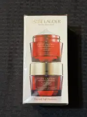 Estee Louder Nutritious Vitality 8 Radiant Moisture Crème travel exclusive (NEW)