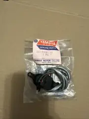 Genuine YAS3 GT80 RD200 RS100 XS TX AT2 CT1 DS7 Front Brake Switch 233-83980-30