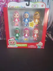 Cocomelon Family & Friends SHARK Pack Figures JJ Nina Cody Bella Nico Cece